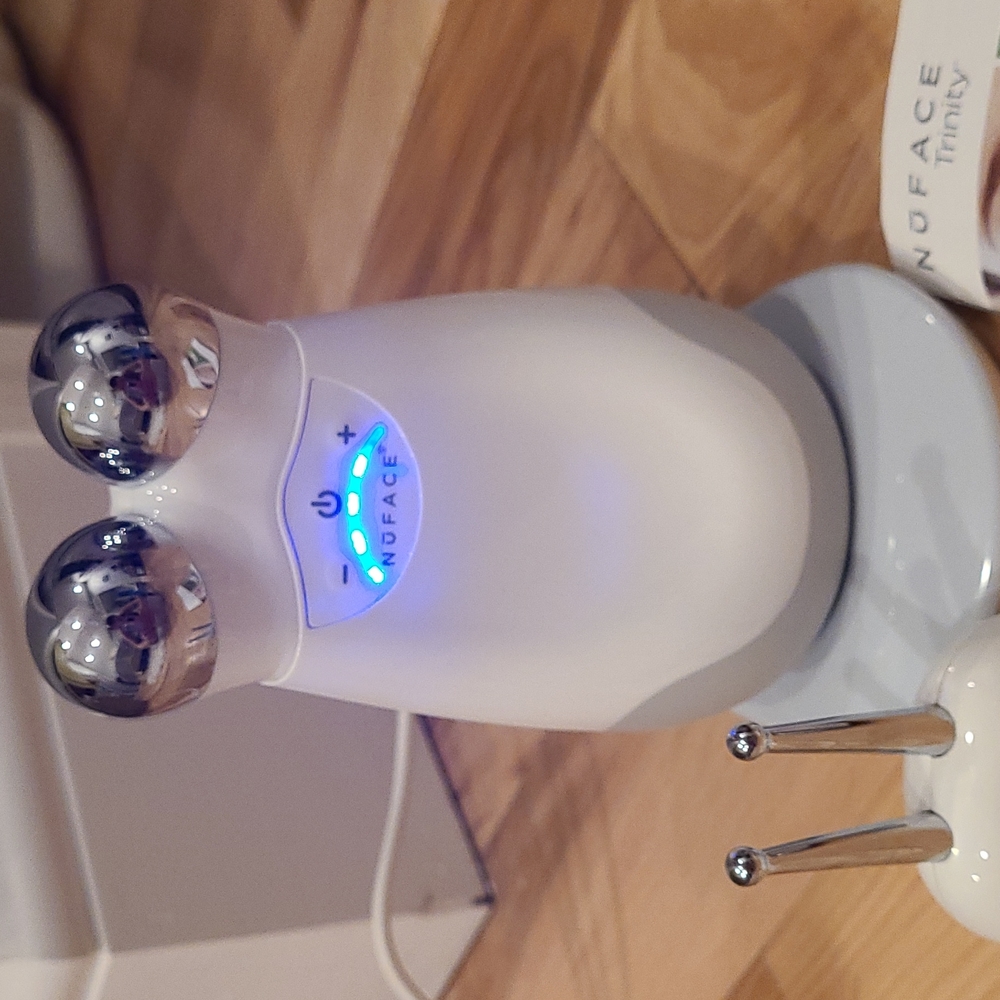 NuFace Trinity microcurrent device with Ele attachment